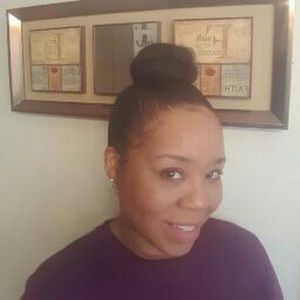 Meet your Posher, Joya